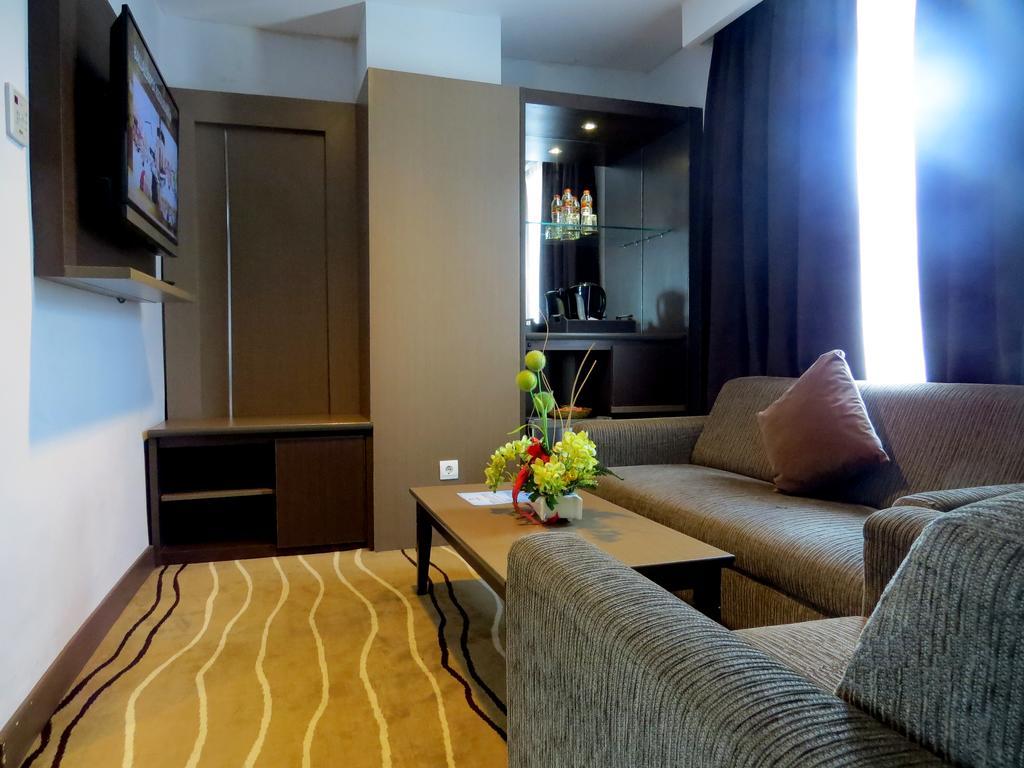 Grand Maleo Hotel Μακασάρ Δωμάτιο φωτογραφία