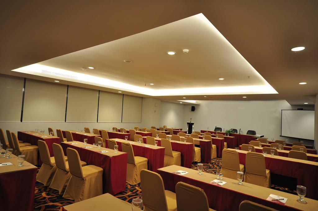 Grand Maleo Hotel Μακασάρ Εξωτερικό φωτογραφία