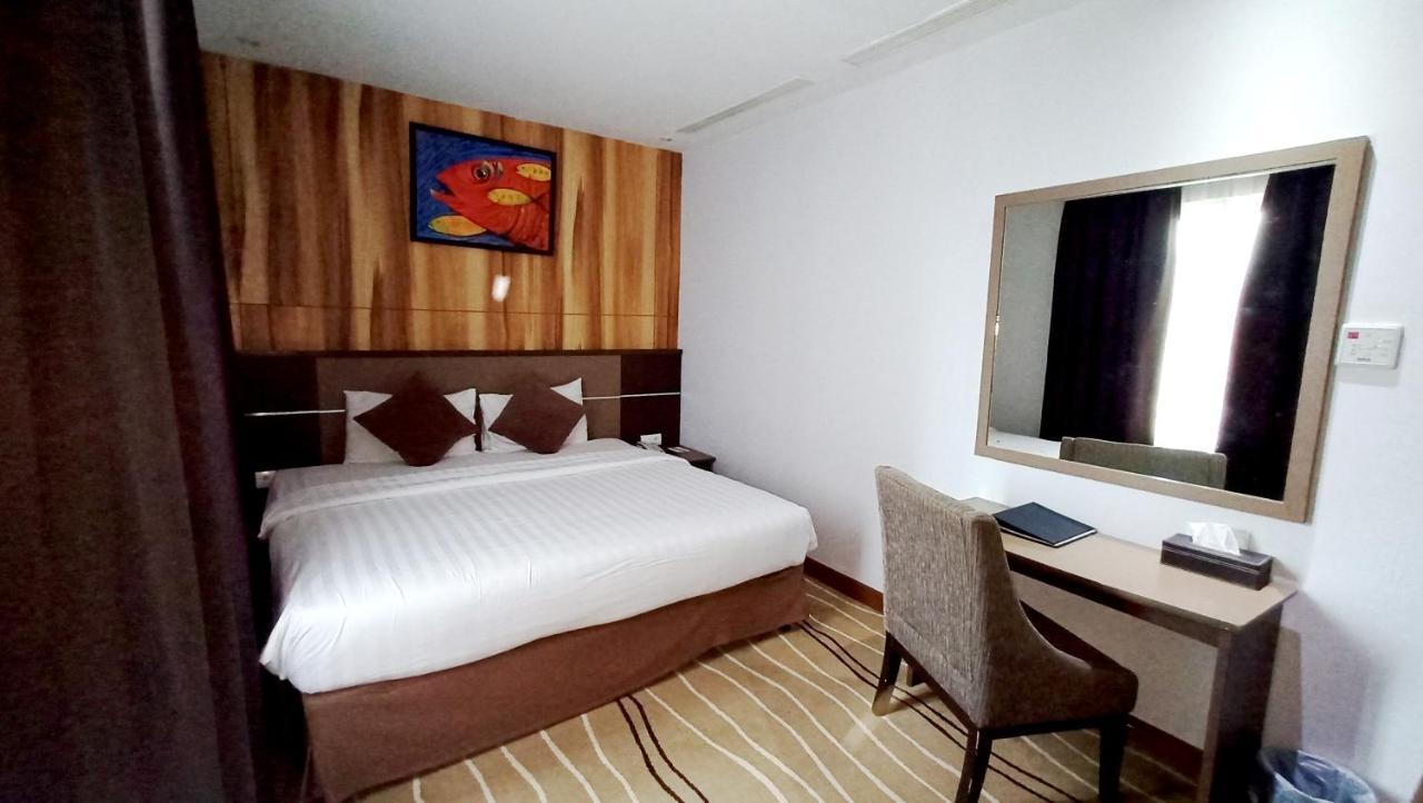 Grand Maleo Hotel Μακασάρ Εξωτερικό φωτογραφία